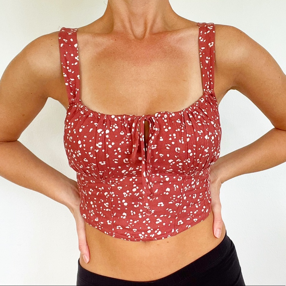 Urban Romantics orange leopard print tie front crop top size large
